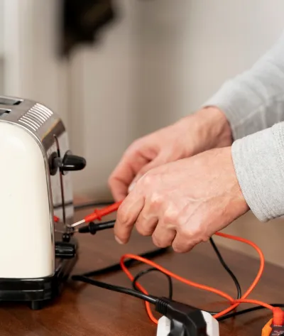 Cónocenos. Reparación de una tostadora